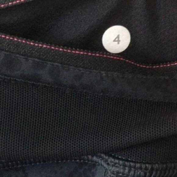 LULULEMON Mesh With Me Crop Legging Desert Snake Deep Coal - Picture 12 of 16